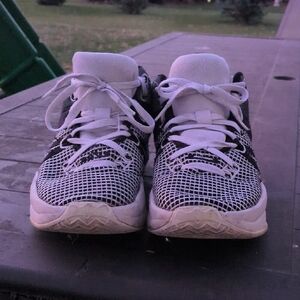 Black and White Nike LeBron Wittness 7's Basketball Sneakers